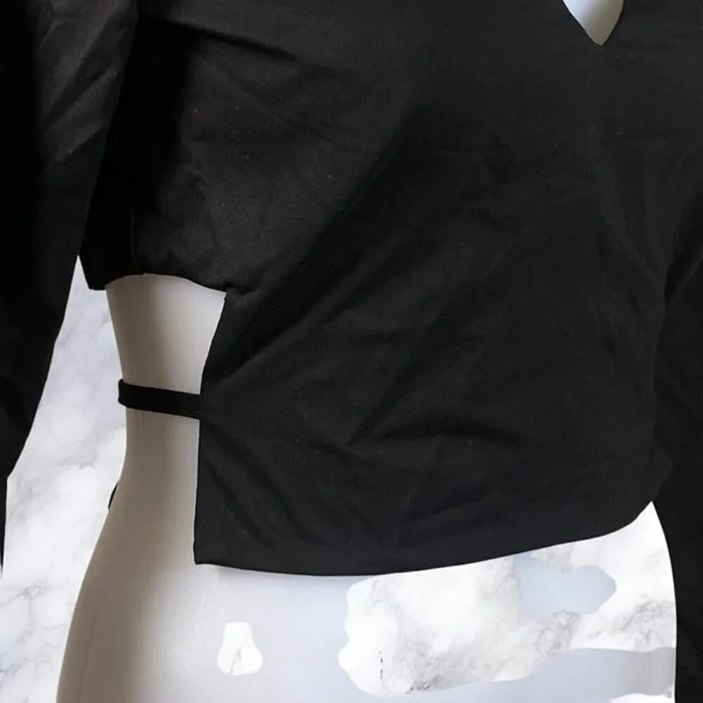 Superdown Hannah Open Back Top - Black